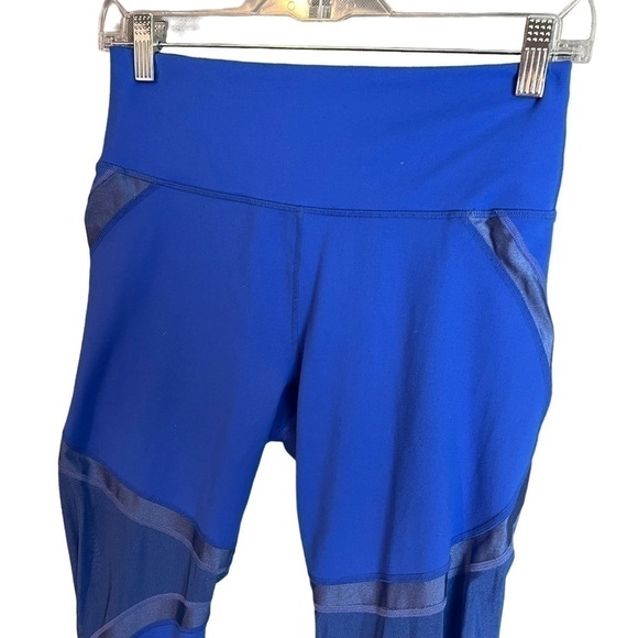 Fabletics Define PowerHold High Waisted Mesh Panel Leggings Blue Lapiz Small EUC - Picture 9 of 10